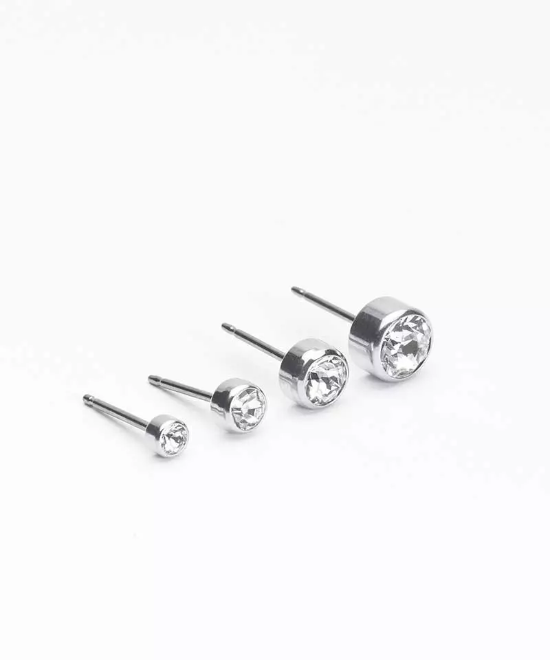 Medizinische Ohrringe Bezel Titan - Crystal – Bild 6